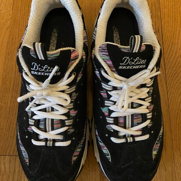 Skechers D'Lites Size 10 Sneakers - Picture 1 of 6